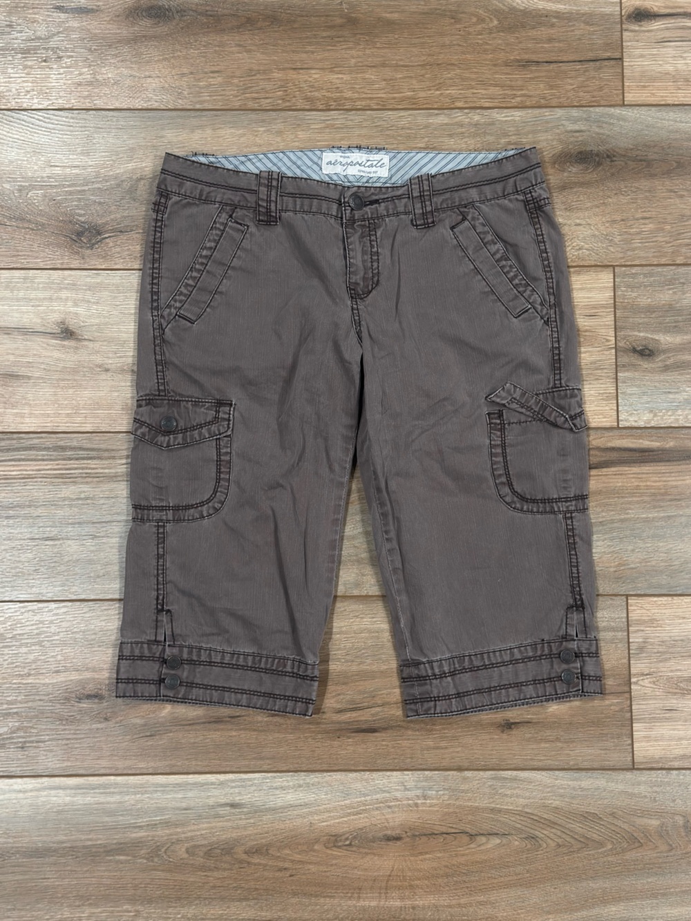 AEROPOSTALE Vintage 2000s Y2k 100% Cotton Gray Cargo Capri Pants | Size 8